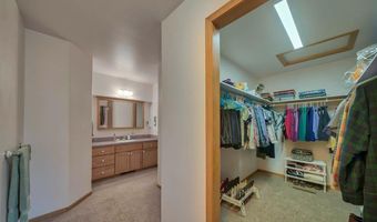 3326 Frisby Ave, Cody, WY 82414
