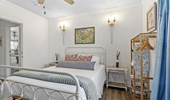 782 Water St, Biloxi, MS 39530