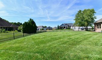 355 Connecticut Cir, Indianapolis, IN 46217