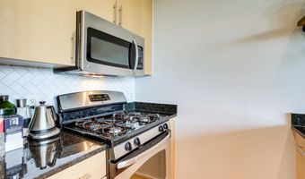 3800 LANGSTON Blvd 202, Arlington, VA 22207