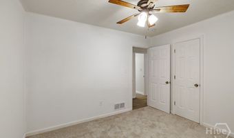 135 Longbranch Ct, Athens, GA 30605
