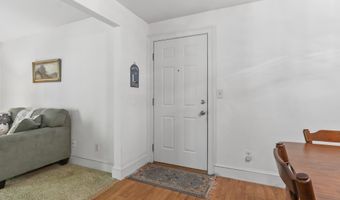 24 Parkwood Dr, Augusta, ME 04330