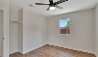 2127 Rancho Verde Dr, Escondido, CA 92025