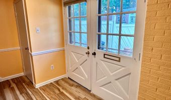 4311 CEDARLAKE Ct, Alexandria, VA 22309