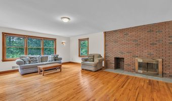 192 Palmer Rd, Chaplin, CT 06235