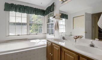 3202 HOLLY KNOLL Ct, Abingdon, MD 21009