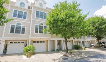 4 Chelsea Ct, Atlantic City, NJ 08401