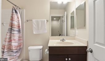 12710 RUSTIC ROCK Ln, Beltsville, MD 20705