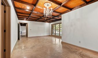 63 WATERS EDGE Dr, Alpine, AL 35014