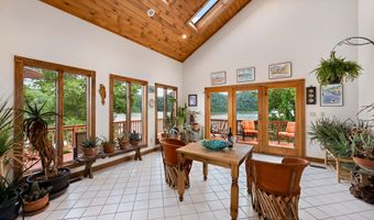 21580 Moonlight Bay Rd, Abingdon, VA 24211