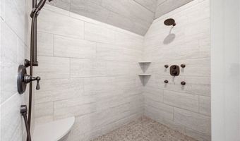 131 Woodford Dr, Adams Twp., PA 16033