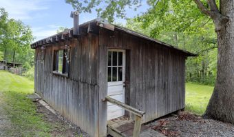 1367 ED ARNOLD Rd, Augusta, WV 26704