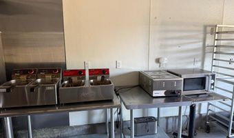 305 W Main St, Adair, OK 74330