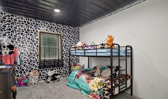 18013 Lawrence 2167, Aurora, MO 65605