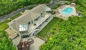 141 Lakewood Dr, Alton, NH 03810