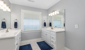300 Ocean Blvd Ext B, Atlantic Beach, NC 28512