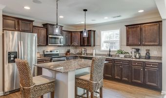 7 Lydford Ln, Camden, SC 29020
