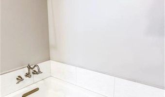 9174 207th Ave, Anamosa, IA 52205