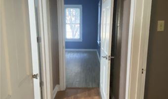 323 W 4th St, Alice, TX 78332