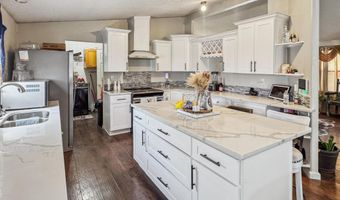 2411 Socorro Rd, Carlsbad, NM 88220