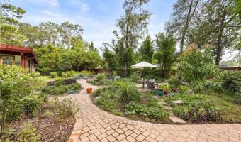 295 FRANCES Cir, Altamonte Springs, FL 32701