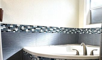 2110 W Bullock Ave, Artesia, NM 88210