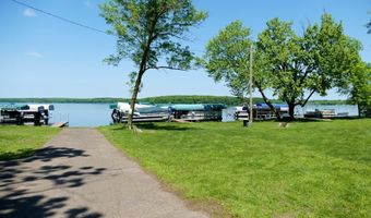 822 138th St 34, Amery, WI 54001
