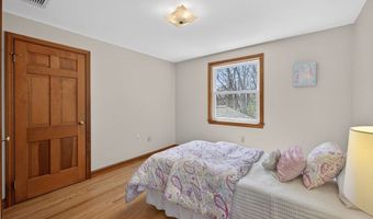 57 Juniper Rd, Andover, MA 01810