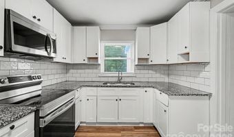 2728 Arnold Dr, Charlotte, NC 28205