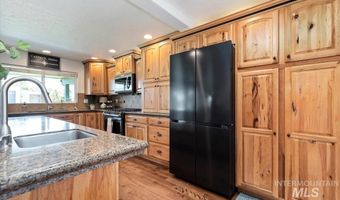 511 Keogh Ln, Caldwell, ID 83607
