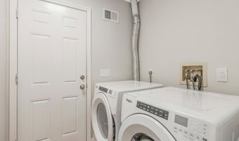 22 Smoke Rise Ln, Bedminster, NJ 07921