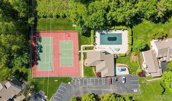 1433 Tahoe Valley Ct, Ballwin, MO 63021