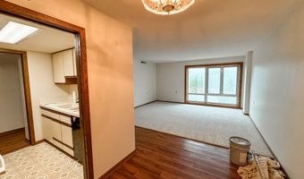 2200 Hamilton Dr 504, Ames, IA 50014