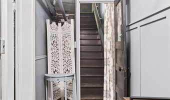 218 Lancaster St, Albany, NY 12210