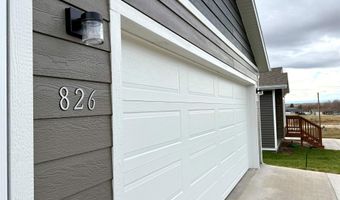 826 Heritage St, Belle Fourche, SD 57717