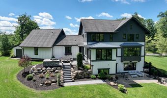 8279 Revado Hills Ct, Ada, MI 49301