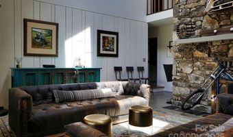 100 Ballantree Dr, Asheville, NC 28803