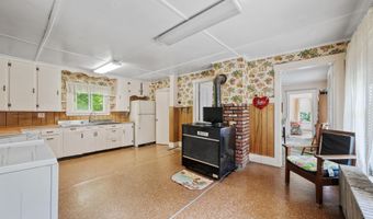 25 A Unity Rd, Albion, ME 04910