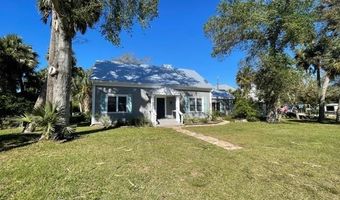 123 Ave C, Apalachicola, FL 32320