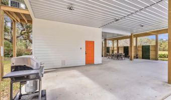 218 Thomas St, Bay St. Louis, MS 39520