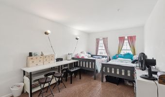 42227 CANARY GRASS Sq, Aldie, VA 20105