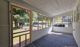 106 Falls Rd, Badin, NC 28009