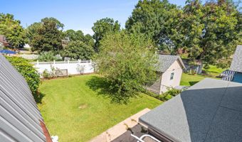 208 S Guegnon St, Abbeville, LA 70510