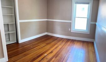 12 Third School St 2, Bristol, RI 02809