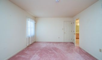 142 PRIMROSE Ln, Reading, PA 19610