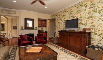 8 Cottage St 2, Newport, RI 02840