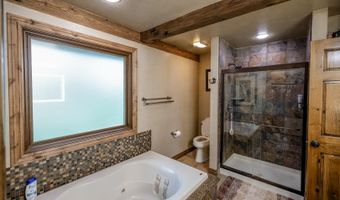 9463 SW Lois Rd, Andover, KS 67002