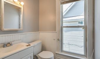 949 S Arch Ave, Alliance, OH 44601