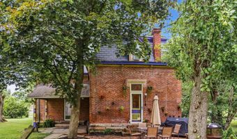 527 E High St, Ashley, OH 43003