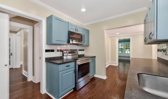 37 Grant Ave, Amsterdam, NY 12010
